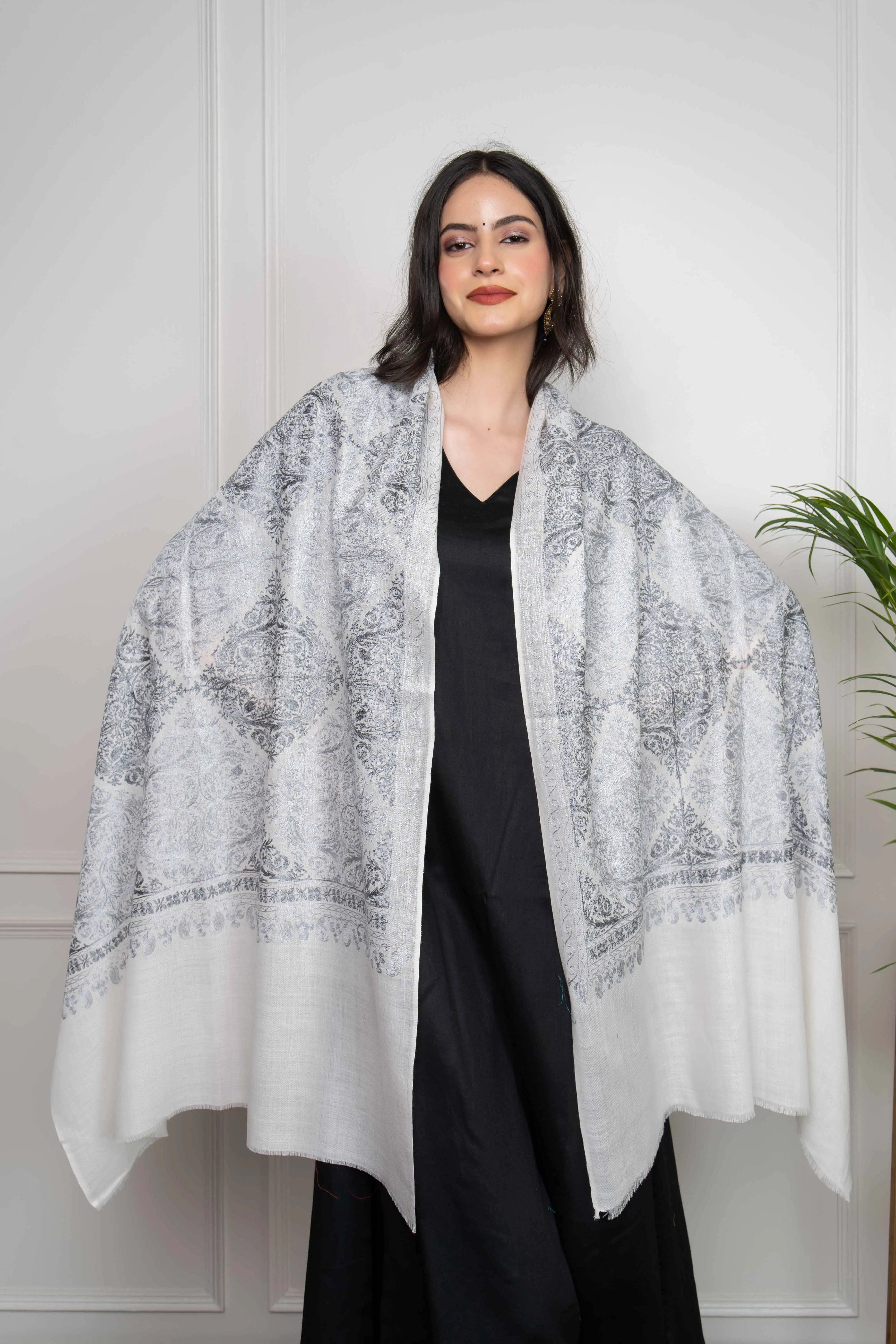 Navy Barfi Dual Tone Nalki embroidery Fine Wool Blend Stole