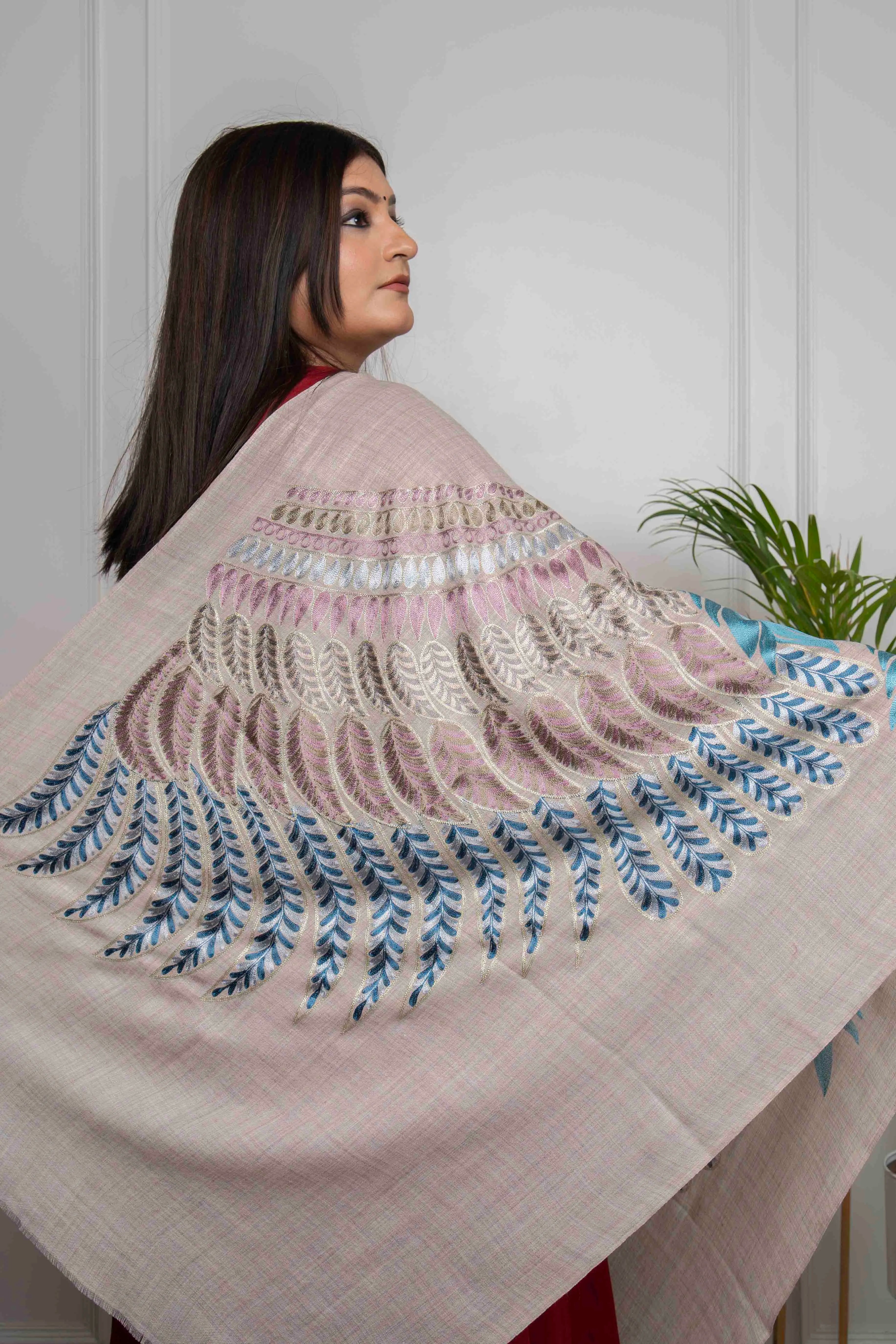 Melange Wing Motif with Feathers Nalki embroidery Fine Wool Blend Stole