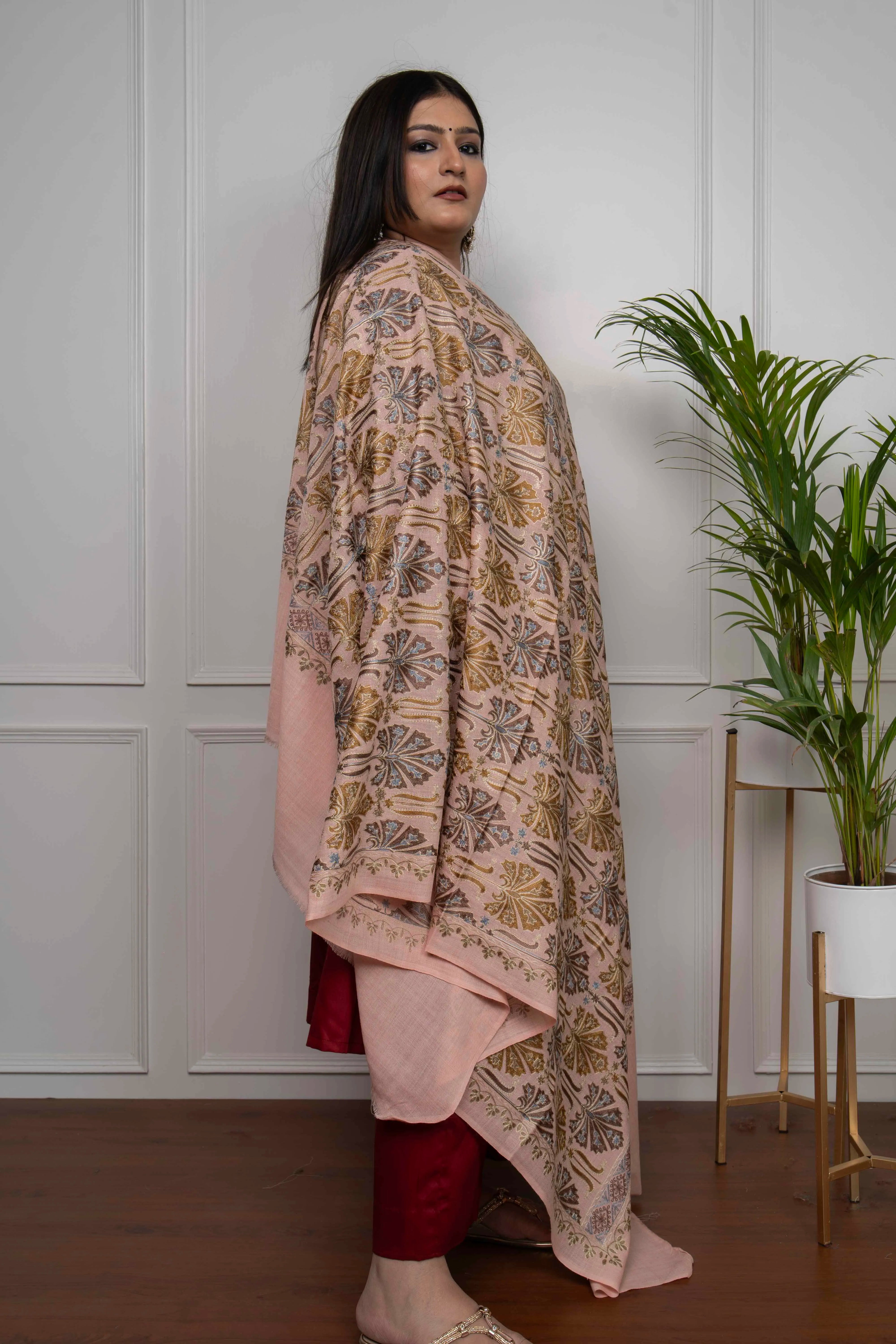 Peach Chinaar Patta Jaal Nalki embroidery Fine Wool Blend Shawl