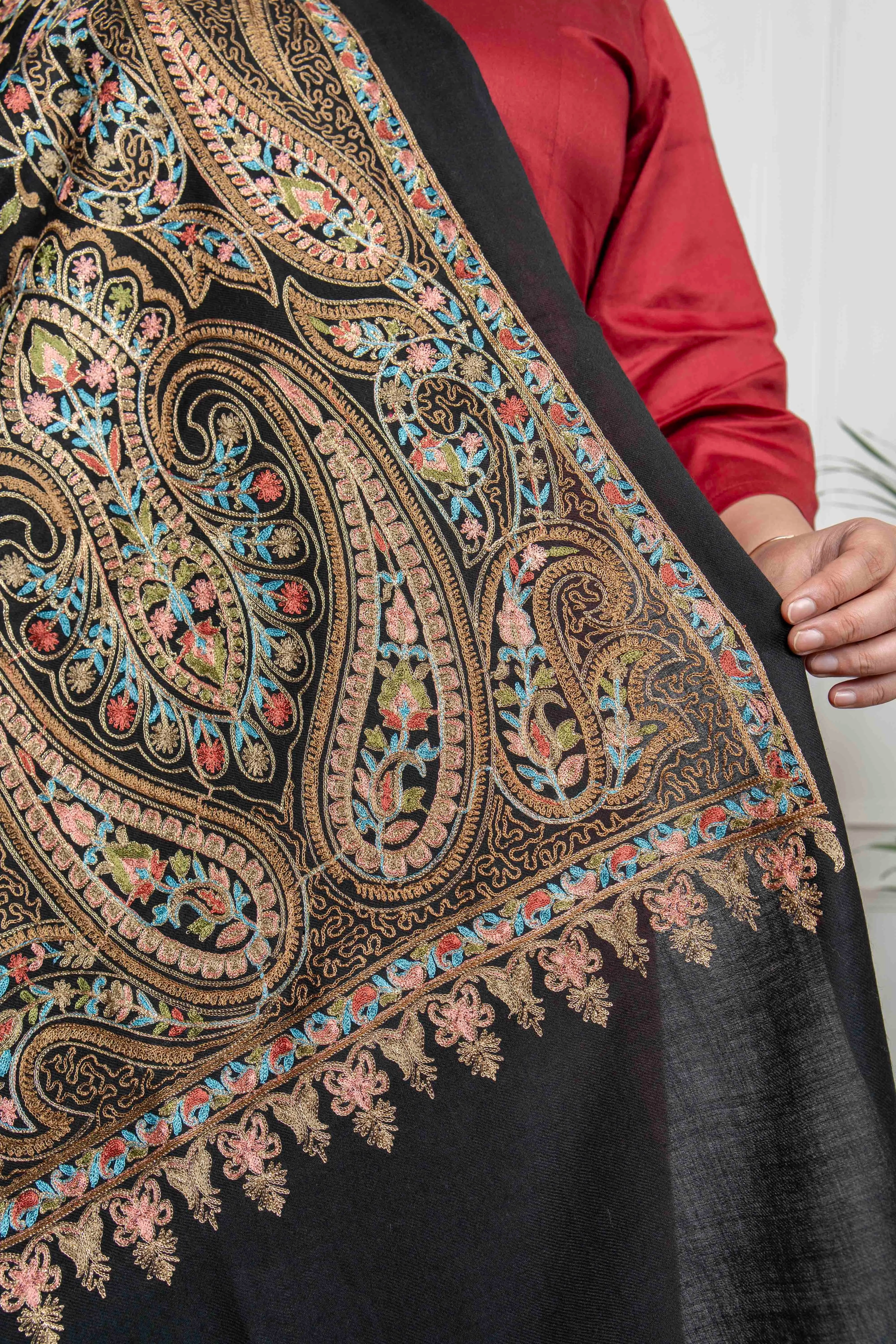 Black Allover Ambi Jaal Nalki embroidery Fine Wool Blend Stole
