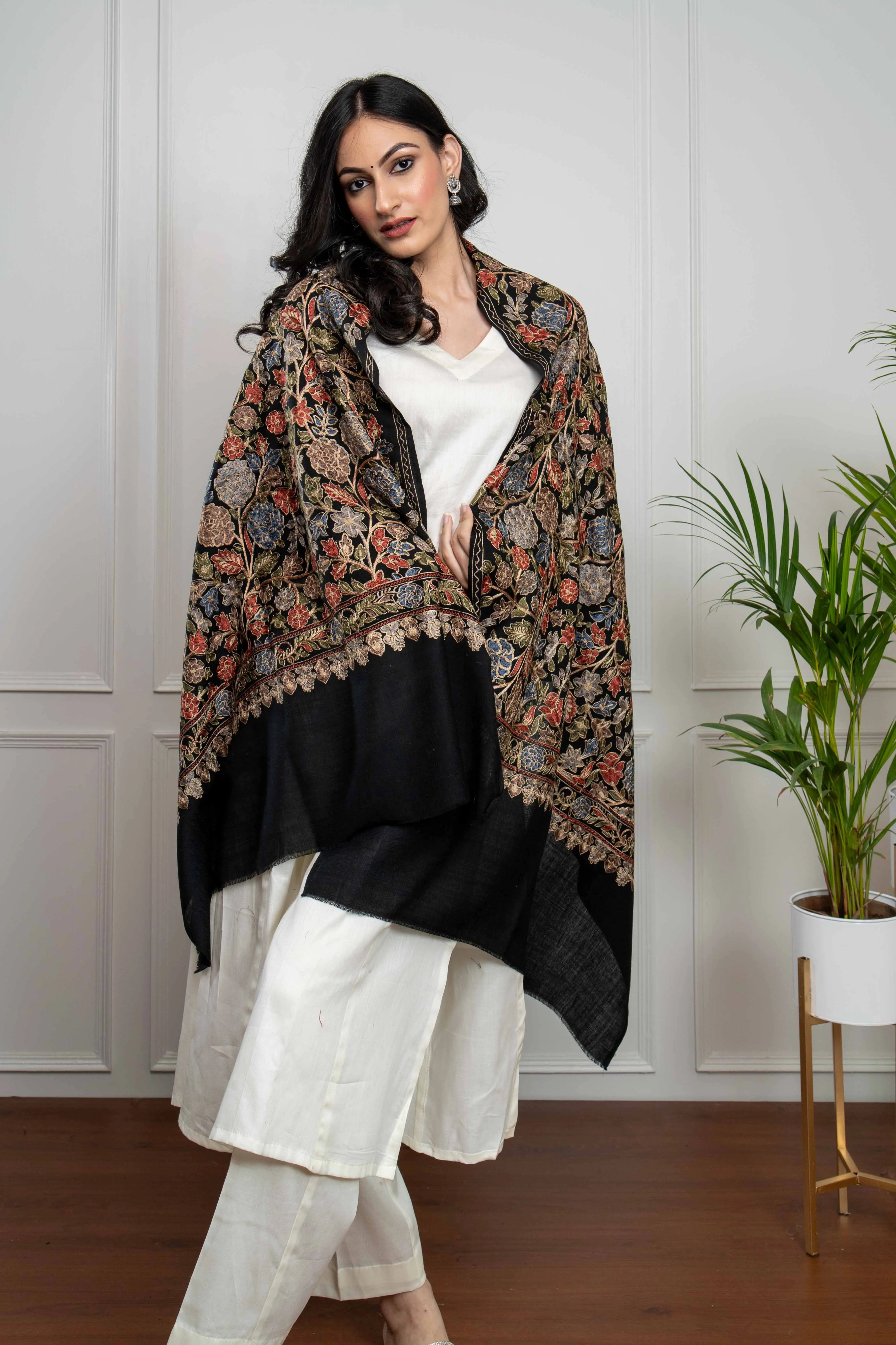 Black Gulaab Jaal Nalki embroidery Fine Wool Blend Stole