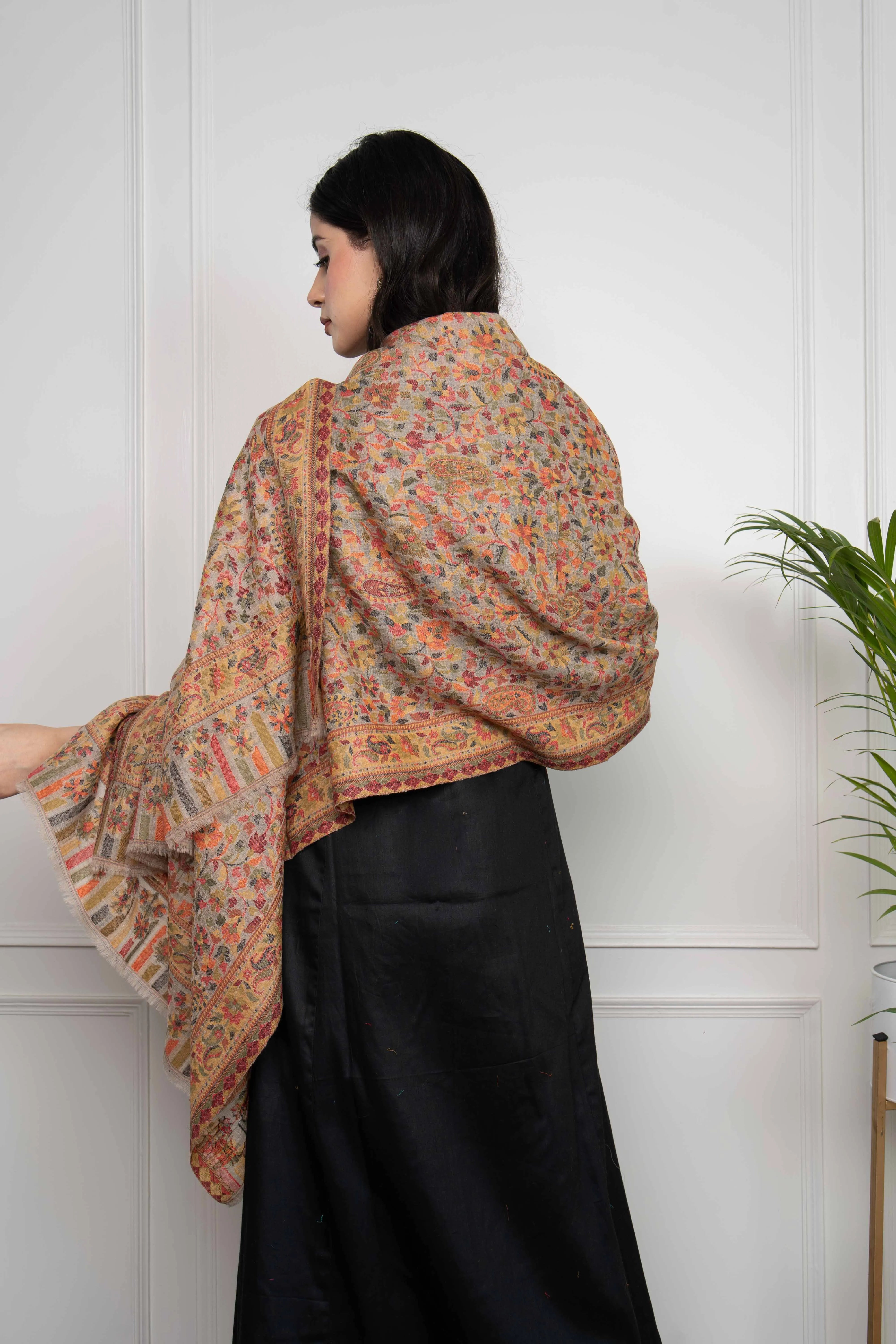 Tooshi Kani Floral Fine Wool Silk Blend Stole/Scarf