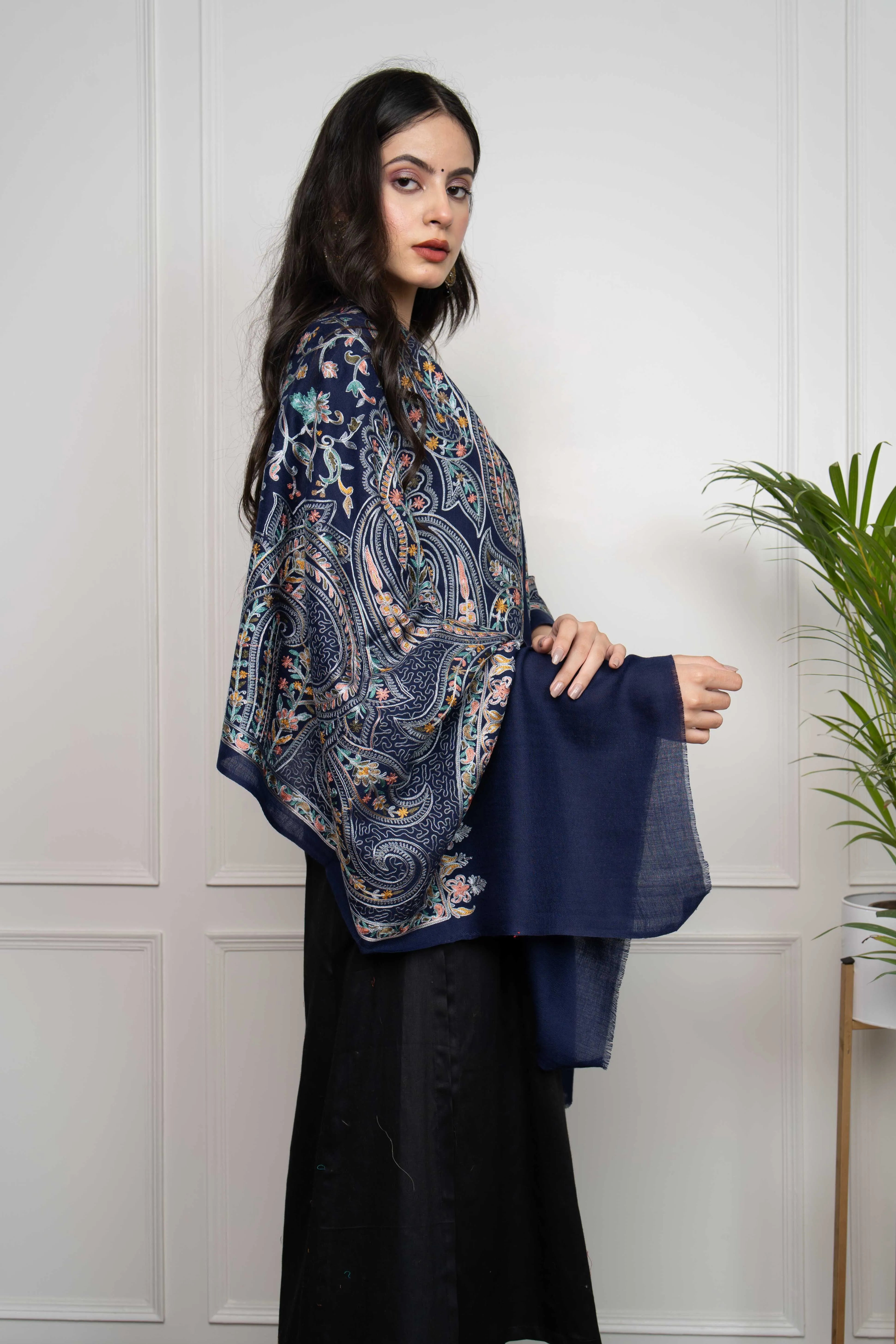 Navy Allover Ambi Jaal Nalki embroidery Fine Wool Blend Stole