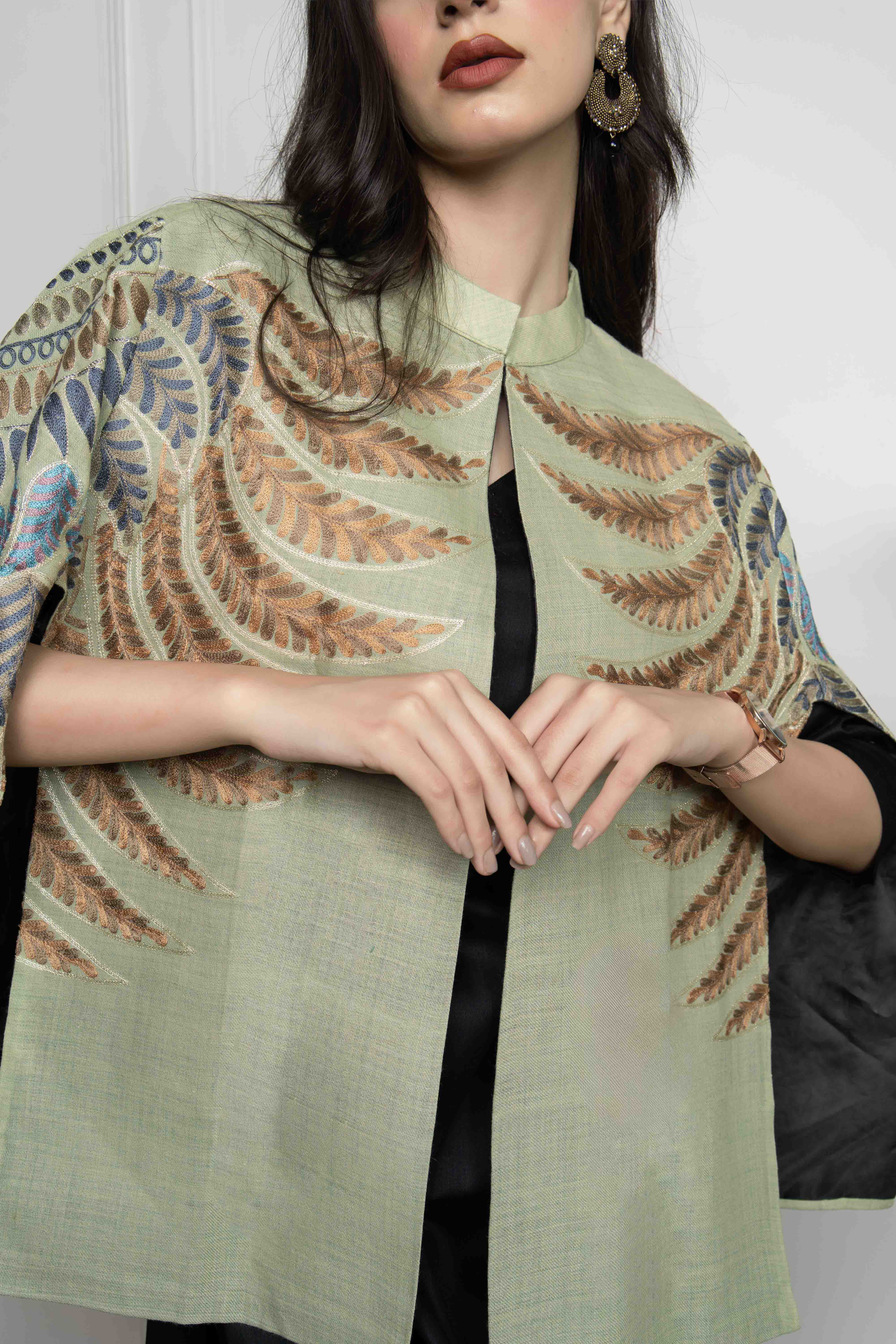 Pista Wing Motif with Feathers Nalki embroidery Fine Wool Blend Cape ( FREE SIZE)