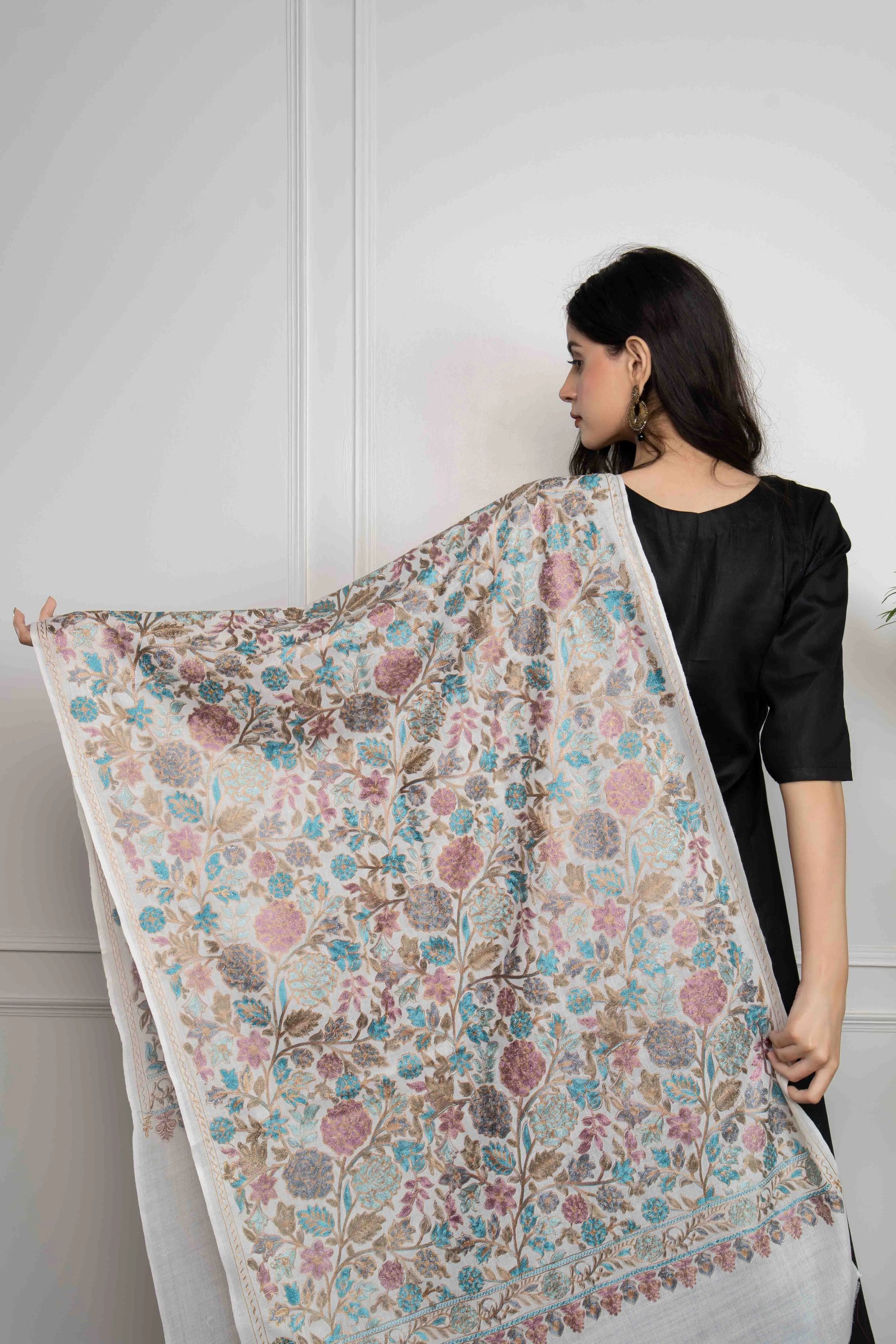 White Gulaab Jaal Nalki embroidery Fine Wool Blend Stole (dispatch time 3 weeks)
