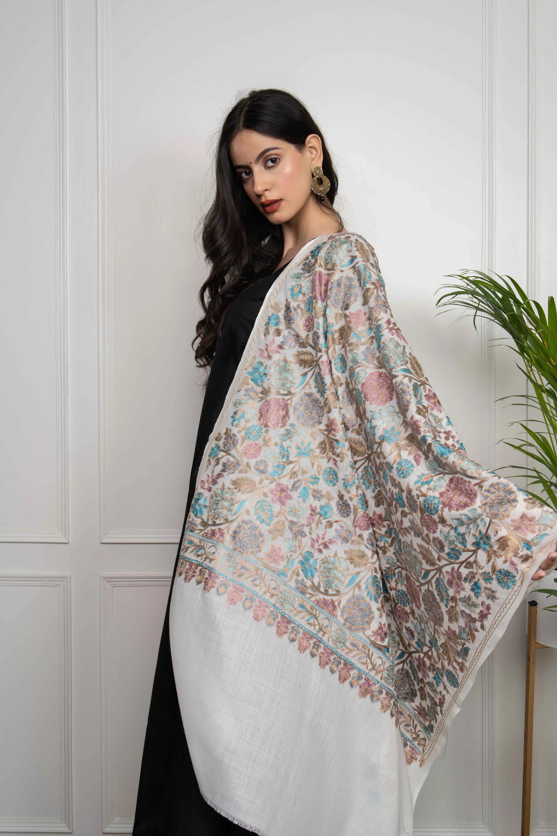 White Gulaab Jaal Nalki embroidery Fine Wool Blend Stole (dispatch time 3 weeks)