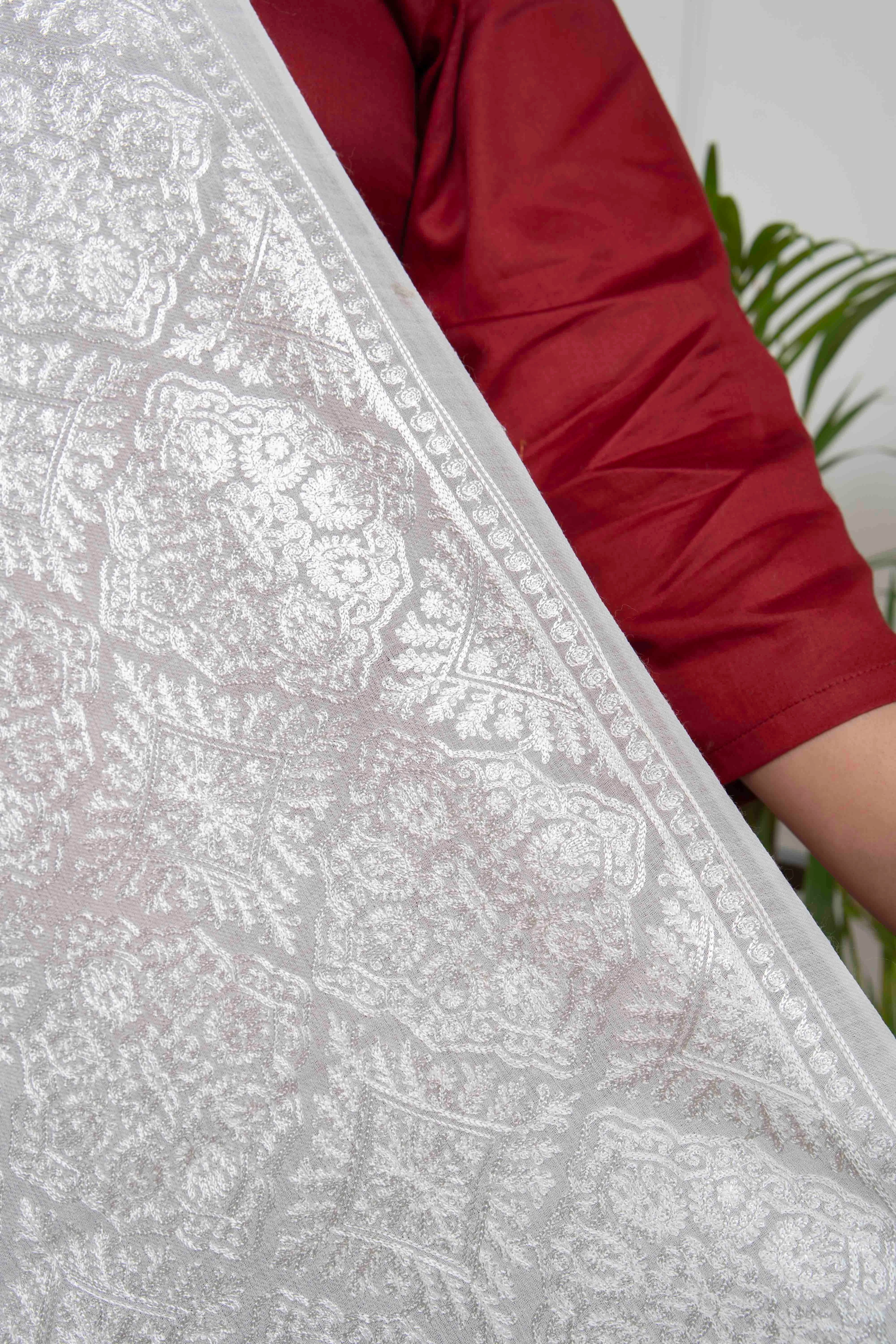 Sadah Women's White Self Barfi Nalki embroidery Fine Wool Blend Stole