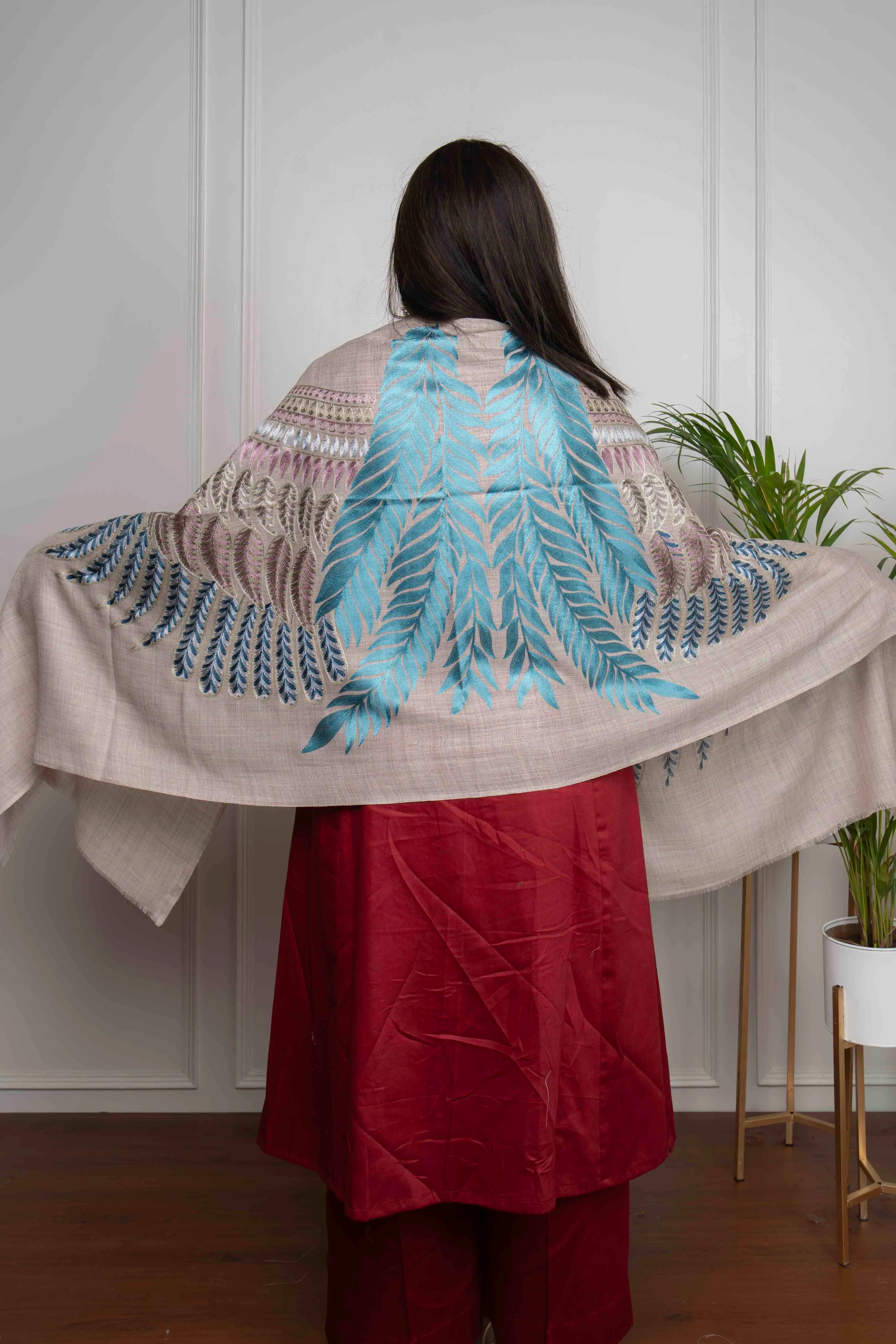 Melange Wing Motif with Feathers Nalki embroidery Fine Wool Blend Stole