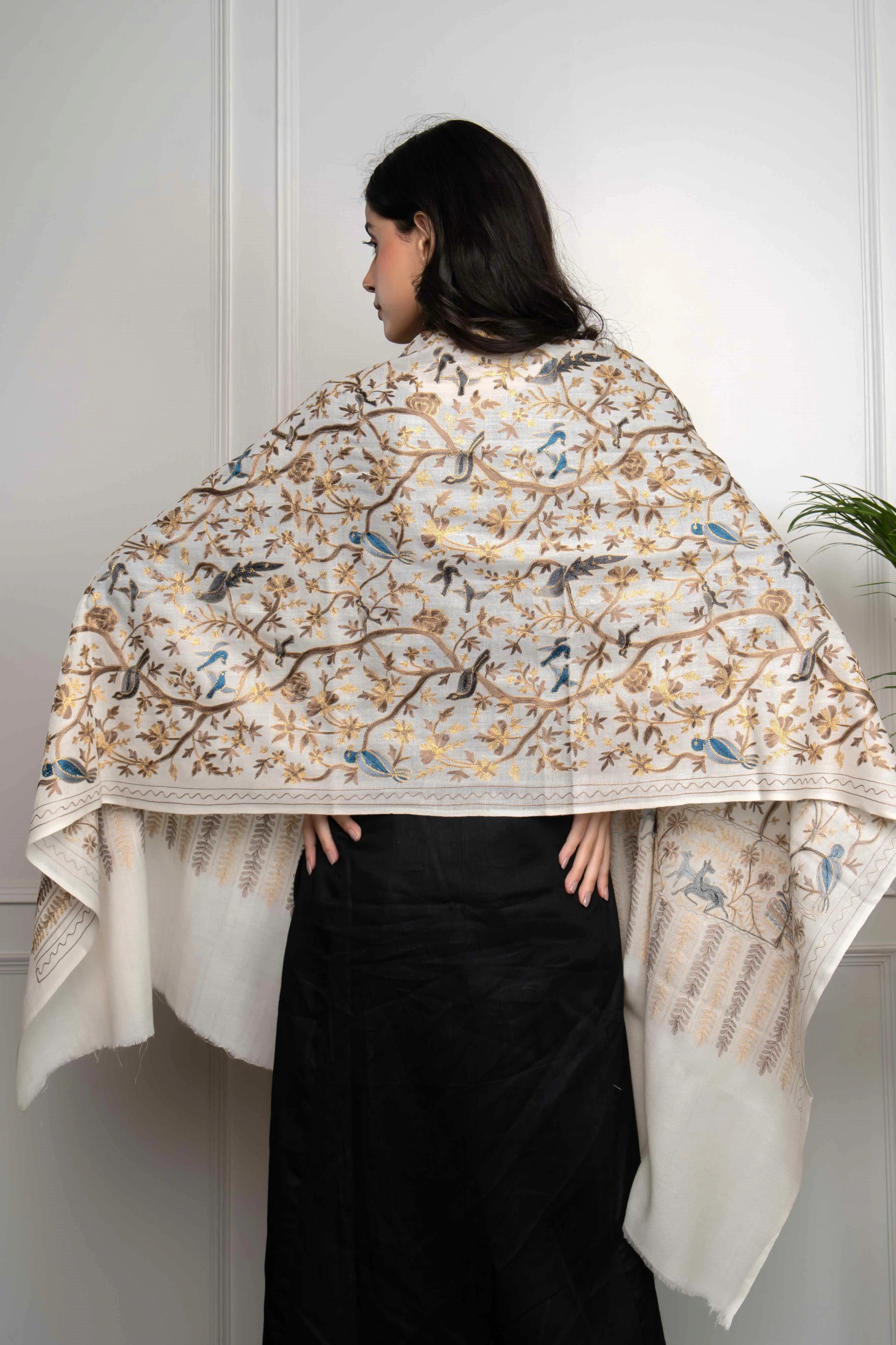 White Birds Motif Jaal Nalki embroidery Fine Wool Blend Stole