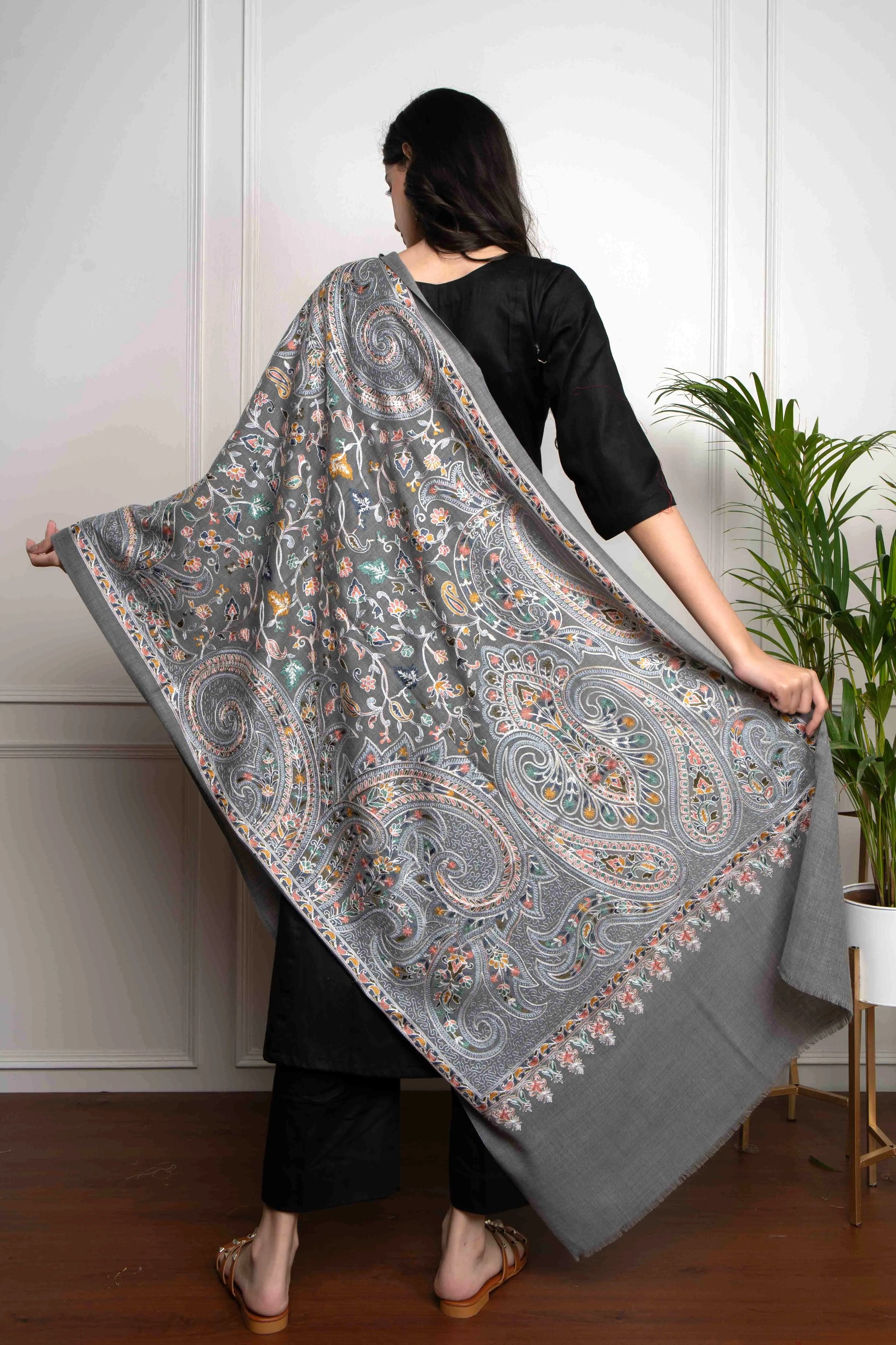 Grey Allover Ambi Jaal Nalki embroidery Fine Wool Blend Stole