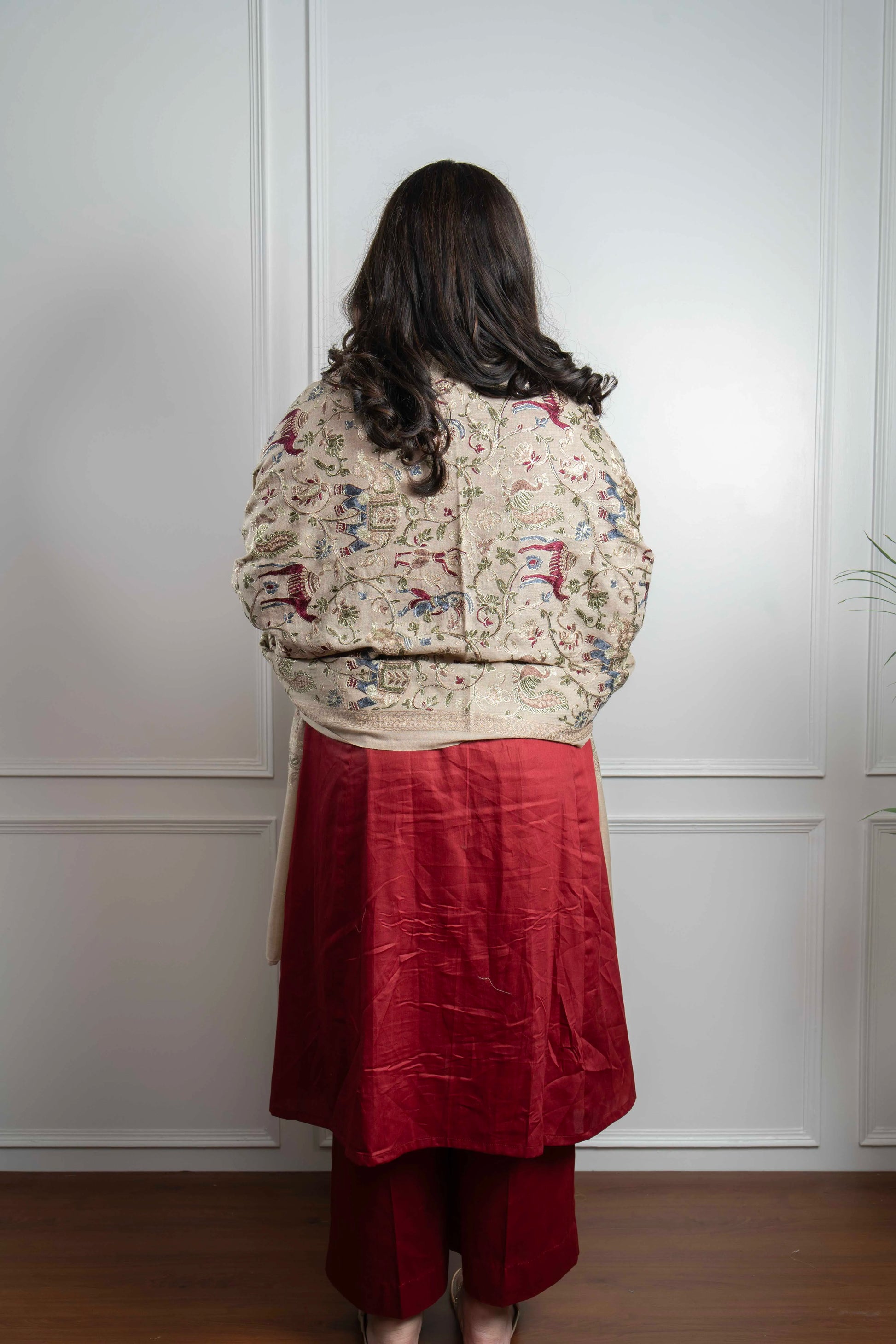 Tooshi Elephant and Peacock Motifs Jaal Nalki embroidery Fine Wool Blend Shawl