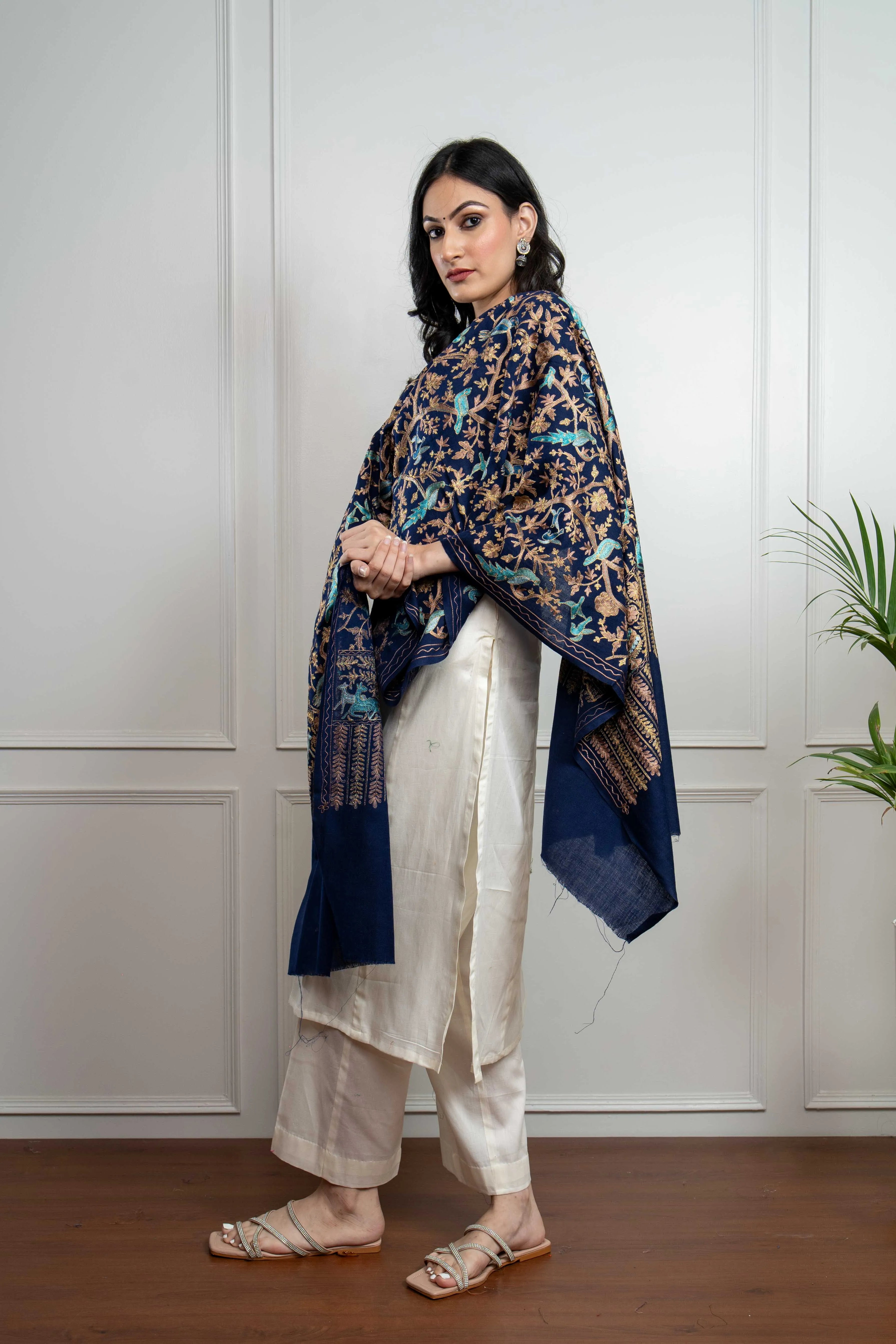 Navy Birds Motif Jaal Nalki embroidery Fine Wool Blend Stole