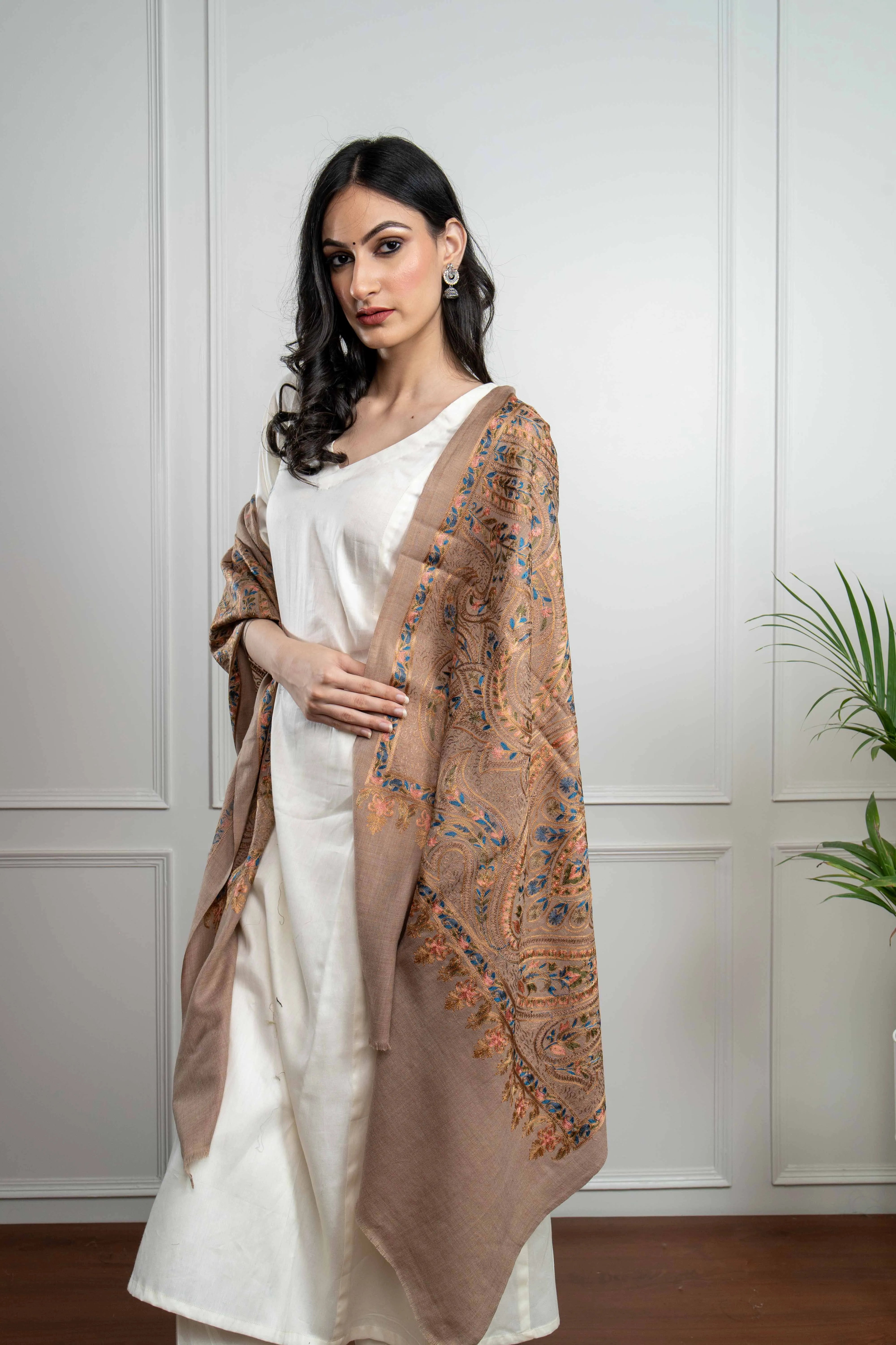 Tooshi Allover Ambi Jaal Nalki embroidery Fine Wool Blend Stole